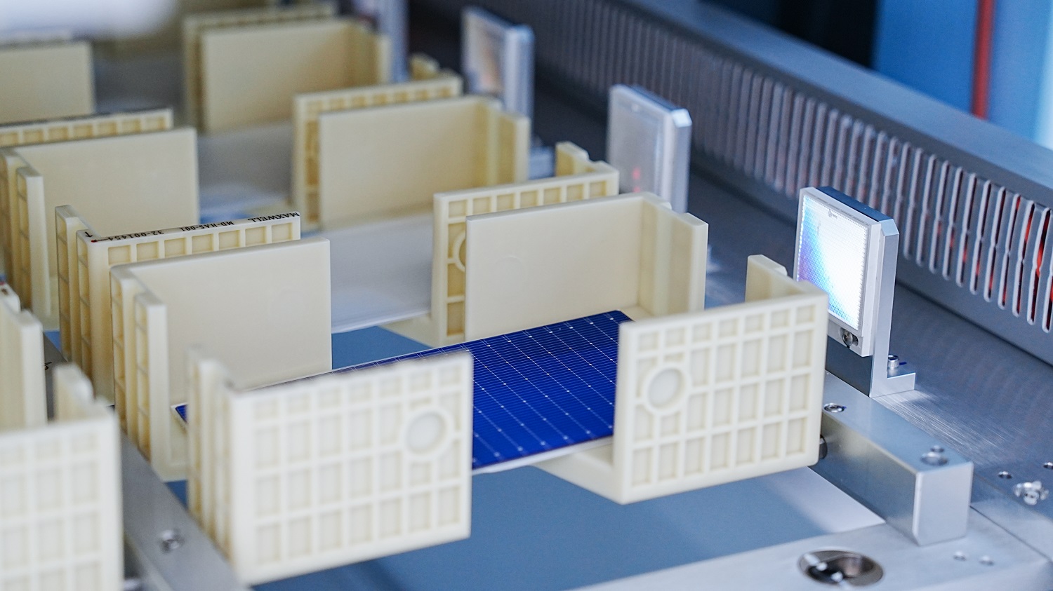 喜报：琏升光伏8GW异质结电池片项目今日投产！