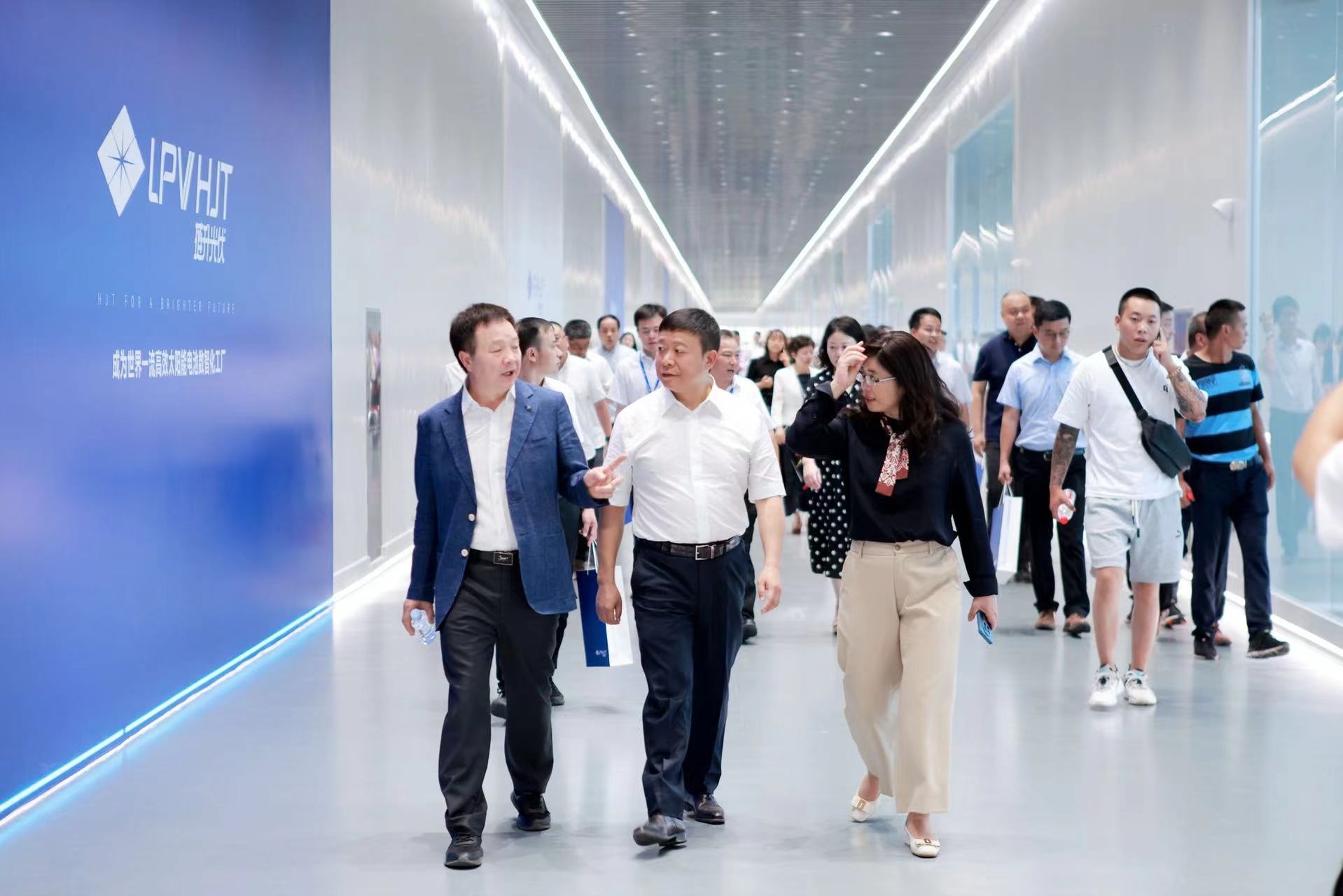 喜报：琏升光伏8GW异质结电池片项目今日投产！