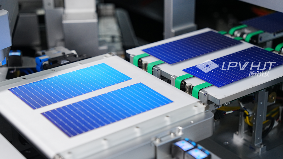 人民网报道｜聚焦琏升光伏第三代电池