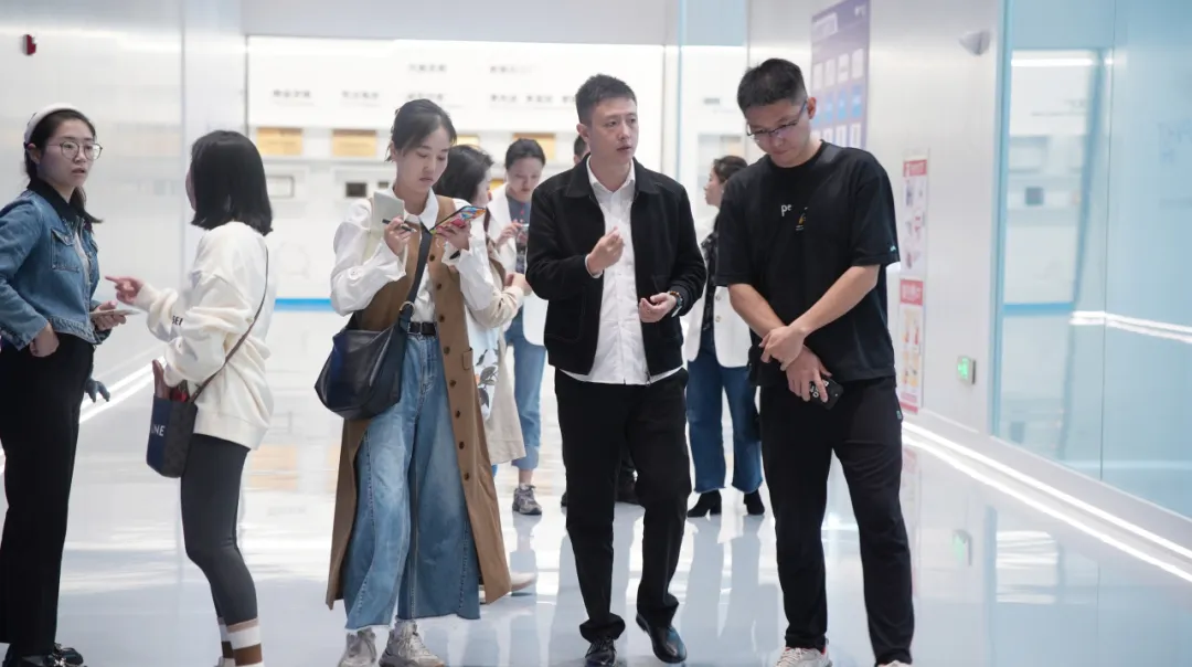 琏升光伏精彩亮相“万千气象看四川”眉山专场，多家媒体齐力关注！